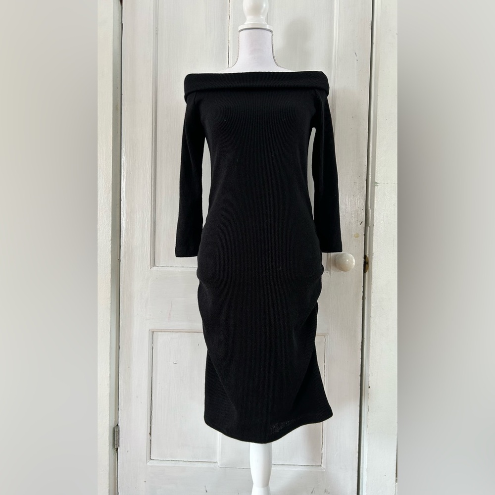GAP Black Knit Off Shoulder 3/4 Sleeve Midi Maternity Dress size Small EUC